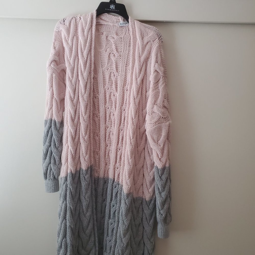 Fobya Cardigan Sweater
